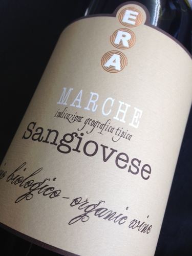 カンティーナ・アウローラ　エラ　サンジョヴェーゼ　オーガニック（ERA MARCHE Sangiovese vino biologico-organic wine）
